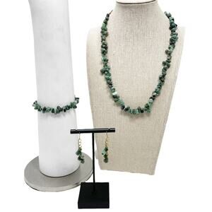 JTV Stone Beaded Jewelry Set Necklace Earrings and Bracelet